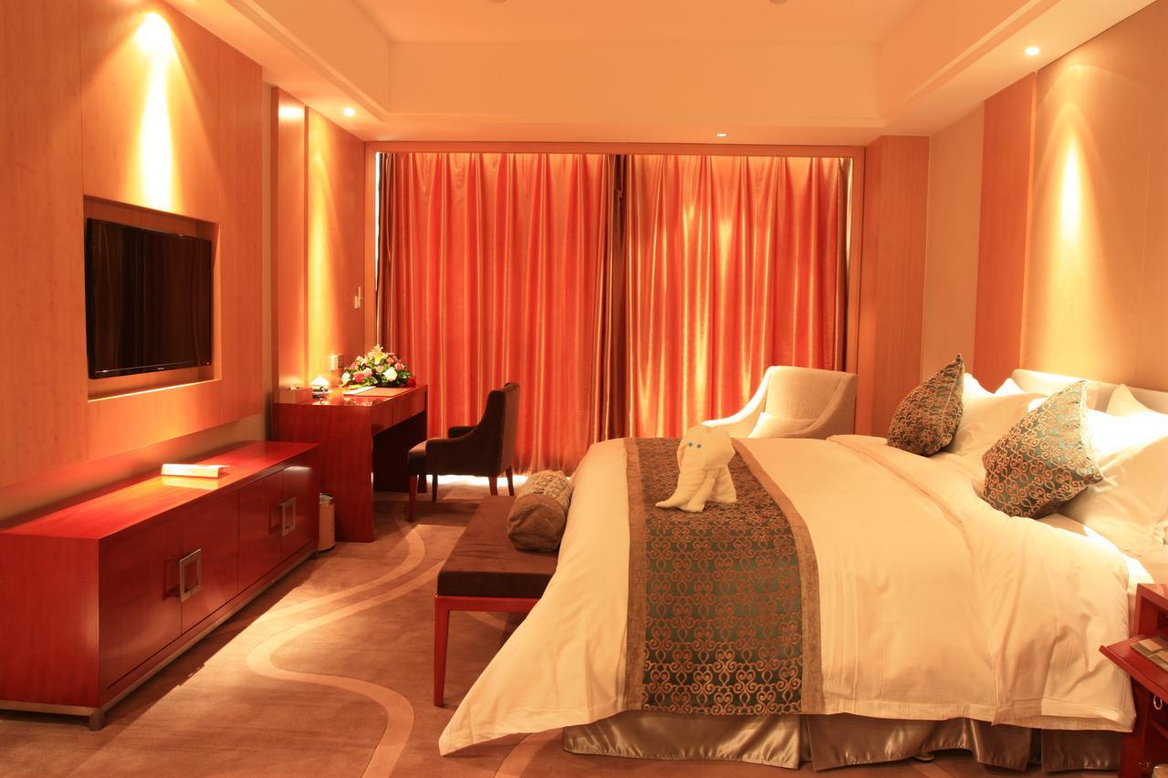 Xining Sapphire Hotel Bagian luar foto