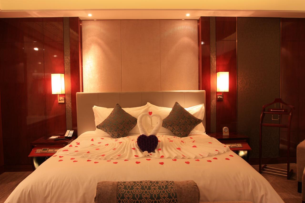 Xining Sapphire Hotel Bagian luar foto