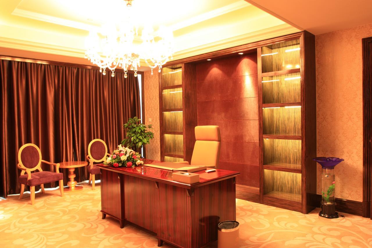 Xining Sapphire Hotel Bagian luar foto