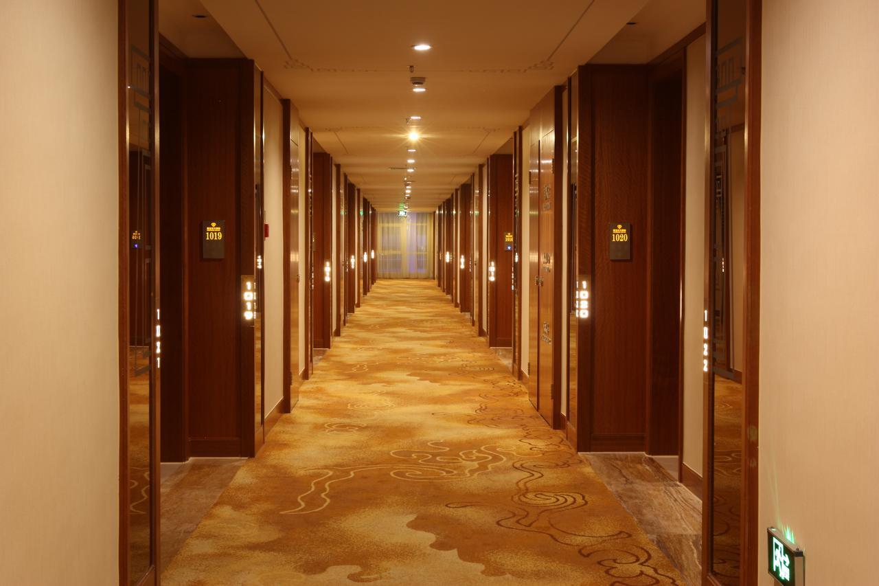 Xining Sapphire Hotel Bagian luar foto