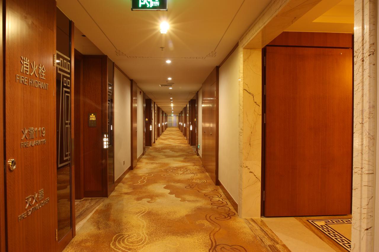 Xining Sapphire Hotel Bagian luar foto
