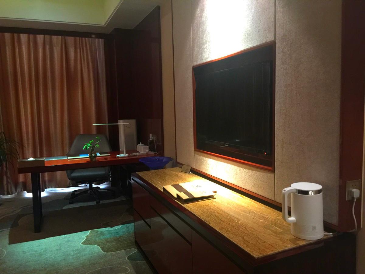 Xining Sapphire Hotel Bagian luar foto