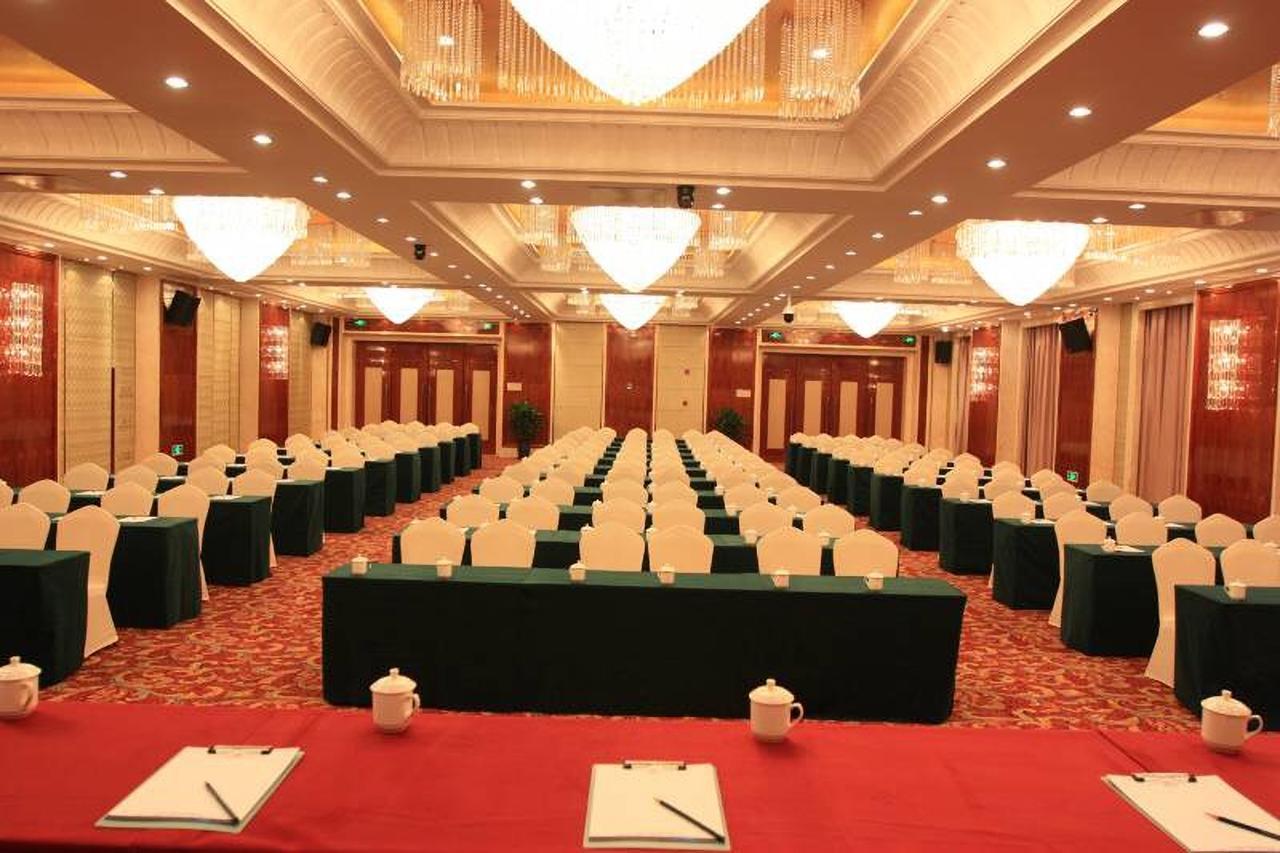 Xining Sapphire Hotel Bagian luar foto