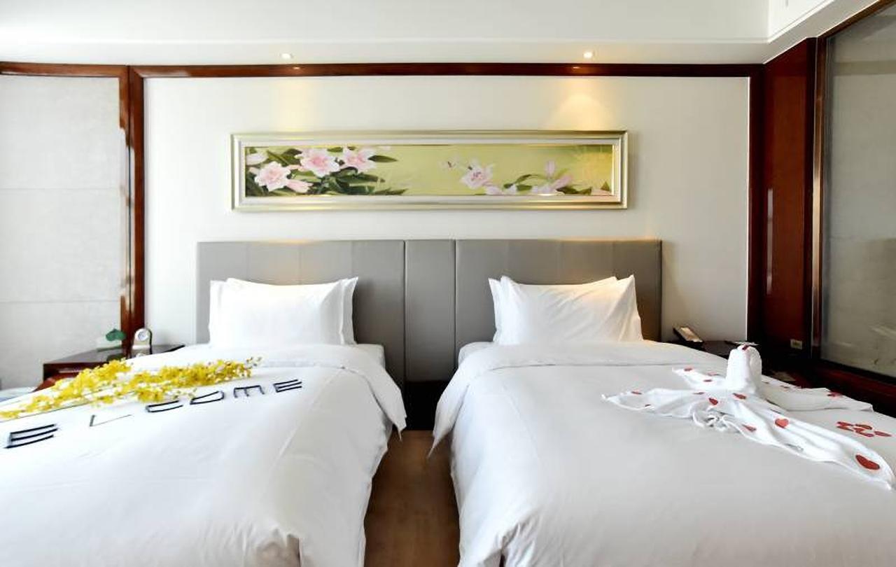 Xining Sapphire Hotel Bagian luar foto