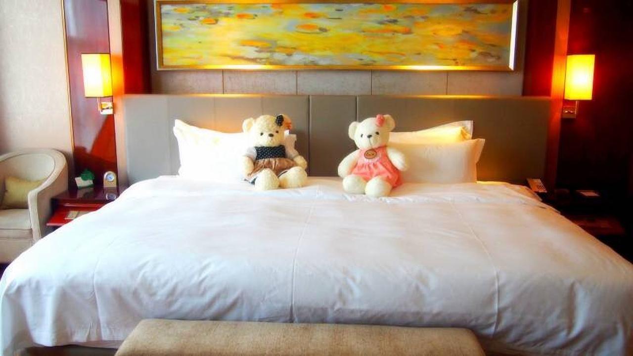 Xining Sapphire Hotel Bagian luar foto