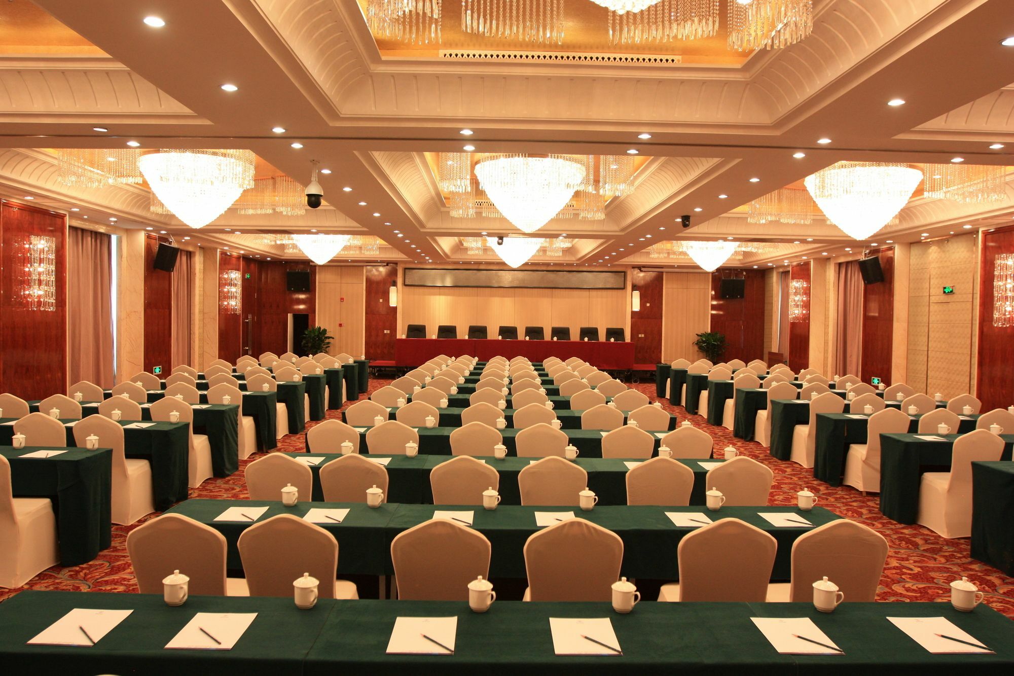 Xining Sapphire Hotel Bagian luar foto